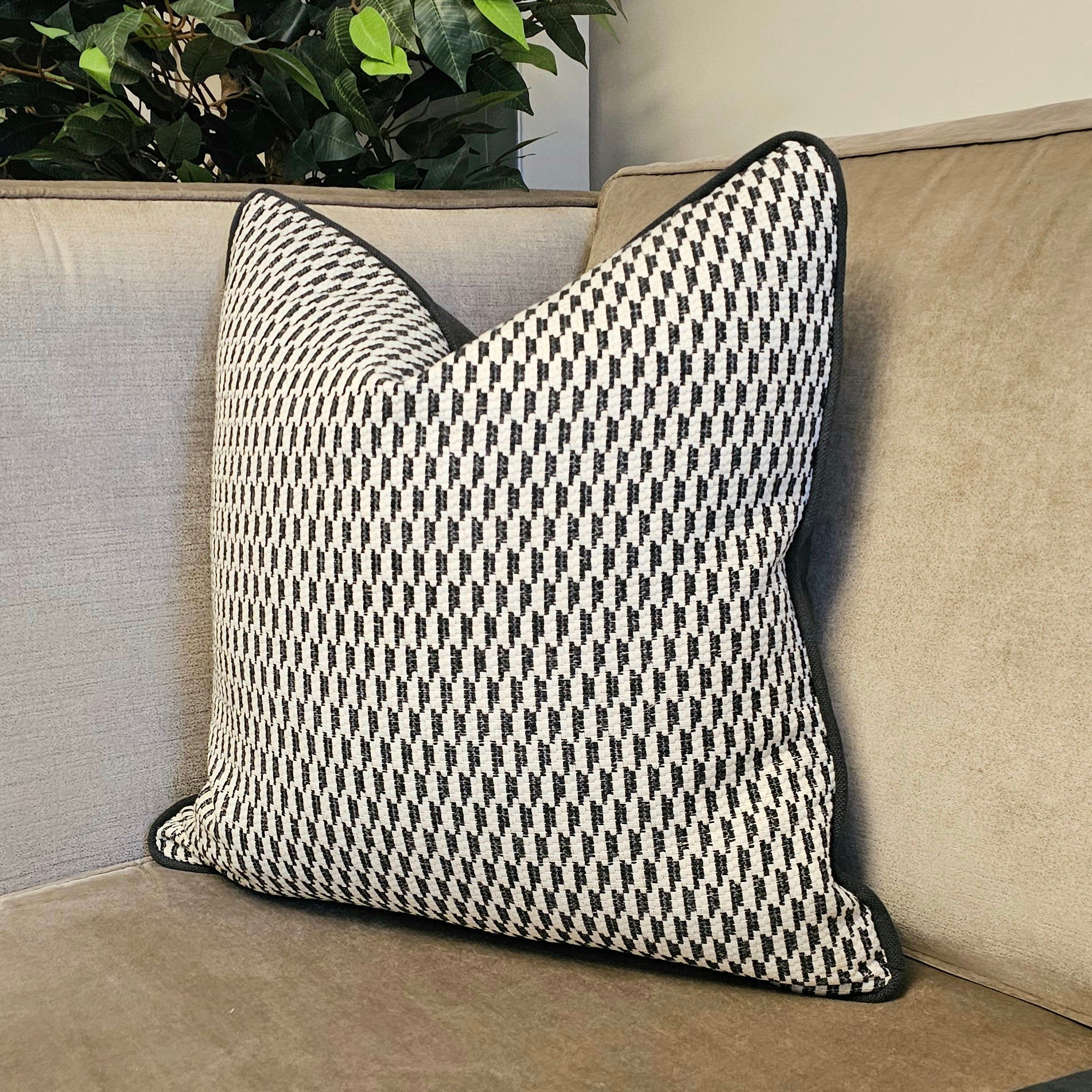 Black store textured cushion