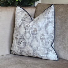 Load image into Gallery viewer, Osaka dark grey-beige/ dark grey piping