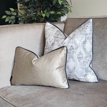 Load image into Gallery viewer, Osaka dark grey-beige/ dark grey piping