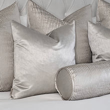 Load image into Gallery viewer, Linea beige bed set of 6 cushions