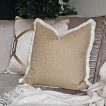 Load image into Gallery viewer, Arcadia cushion/ Contrasting piping