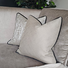 Load image into Gallery viewer, Soho Taupe / black velvet piping