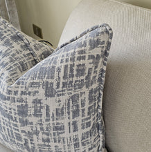 Load image into Gallery viewer, Carden / blue Luxury textured cushion with self piping