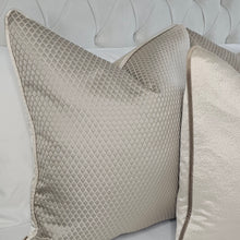 Load image into Gallery viewer, Diamond - Taupe /champagne bed set of 6 cushions