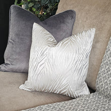 Load image into Gallery viewer, Tiger/grey cushion cover