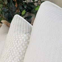 Load image into Gallery viewer, Shala/ porcelain cushion contrasting piping