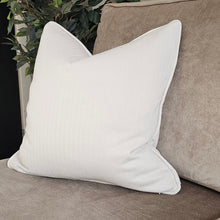 Load image into Gallery viewer, Shala/ porcelain cushion contrasting piping