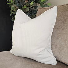 Load image into Gallery viewer, Shala/ porcelain cushion contrasting piping
