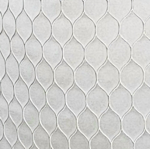 Teardrop/dove grey